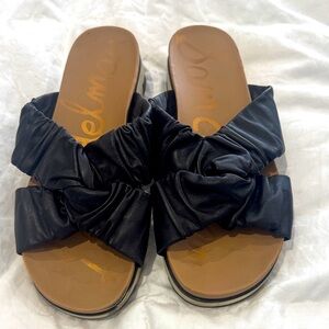 Sam Edelman Black Ruched Sandals with Tan Footbed